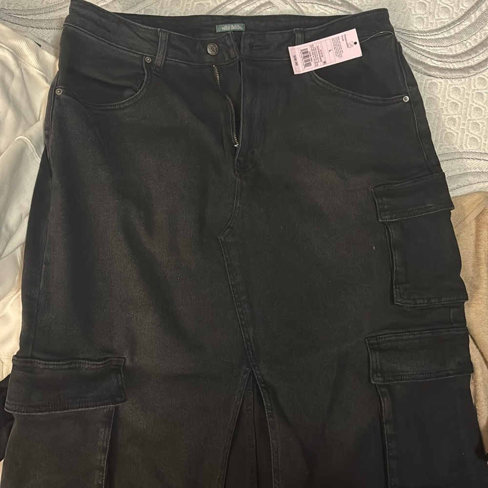 Target cargo skirt